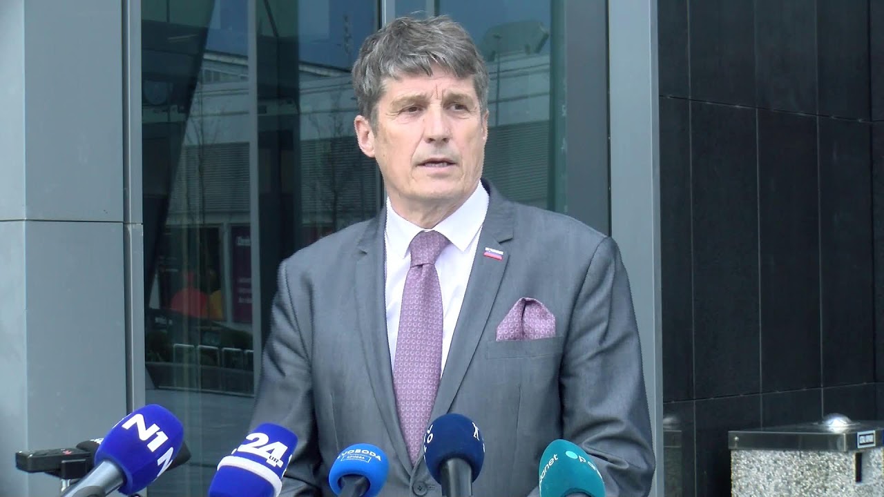 (V ŽIVO) Borut Sajovic o vmešavanju tujih obveščevalnih agencij v slovenske volitve