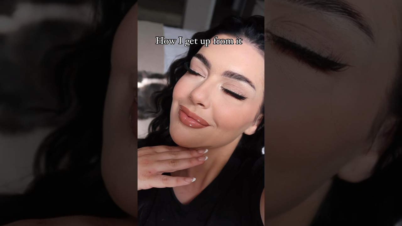 How I sit down at my vanity vs. How I get up from it 💖 #makeup #makeuptransformation #makeuproutine