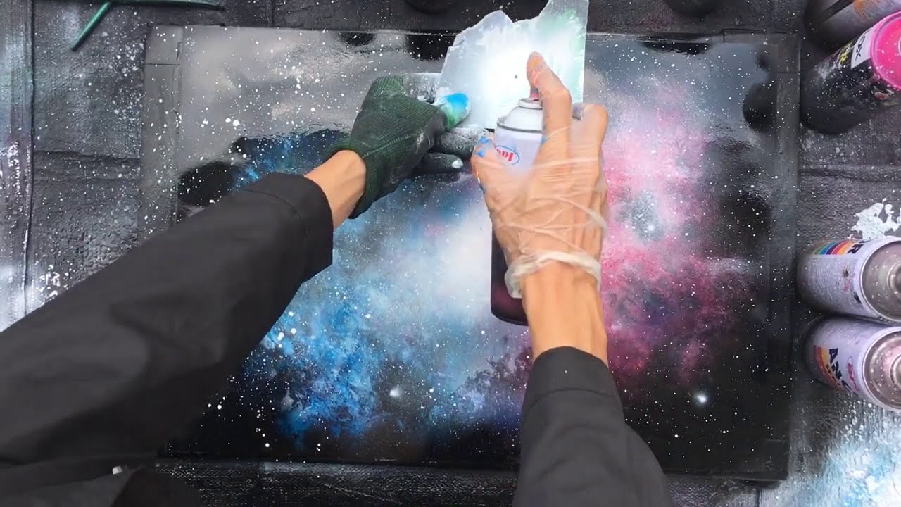 spray paint art Easy Nebula with magazine paper  asmr/スプレーアート簡単星雲/asmr