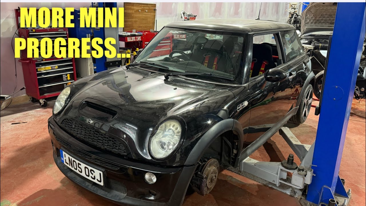 MORE MINI PROGRESS AND CAM CHAIN ISSUES…
