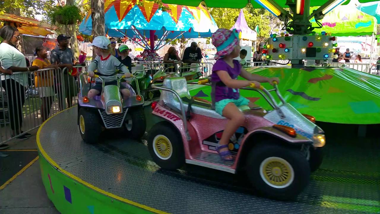 Car ride at the fair