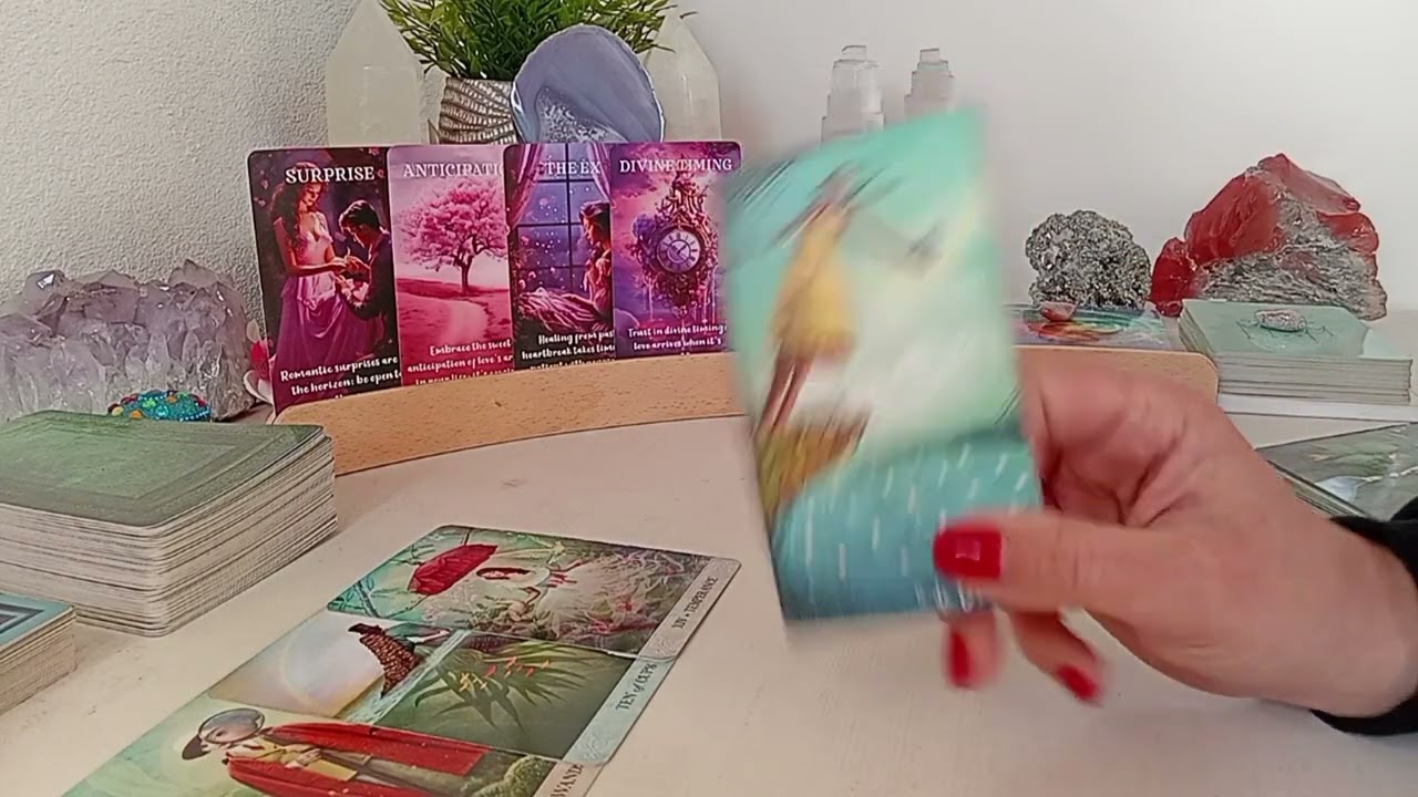 Steenbok ♑️ Liefde ❤️ Vertrouw erop dat Liefde komt op het juiste moment.. elkaar begrijpen!💕😍🍀
