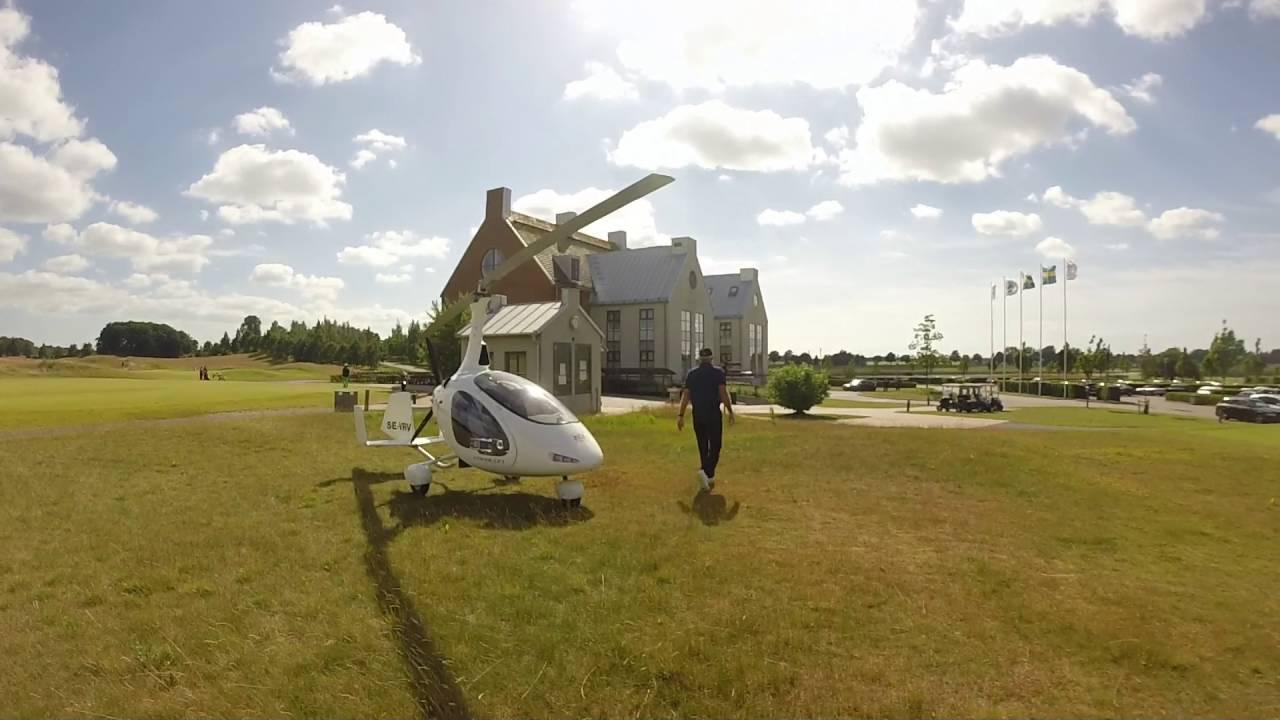 Flying a Gyrocopter and landing at PGA Sweden Golfcourse