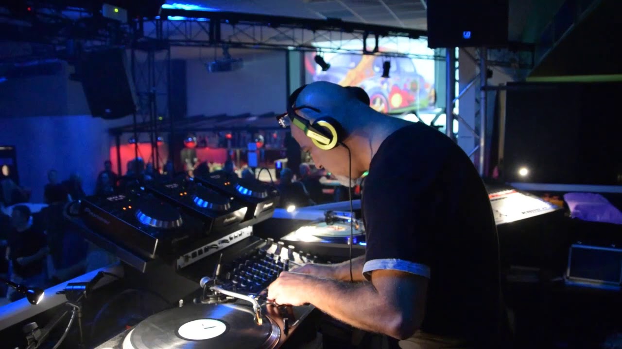 DJ GIOVANNI TURIACO@MYSTERY DISCO-PD- 5GEN2019 -3^ Parte (Video by Cinzia T.)