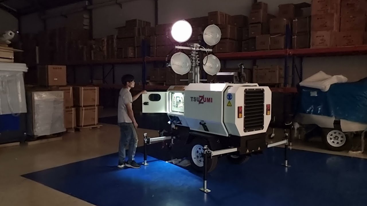 Towerlight generator TSUZUMI model Trailer LT9H automatic Lamp 4 x 1000 watt ( Tower lamp )