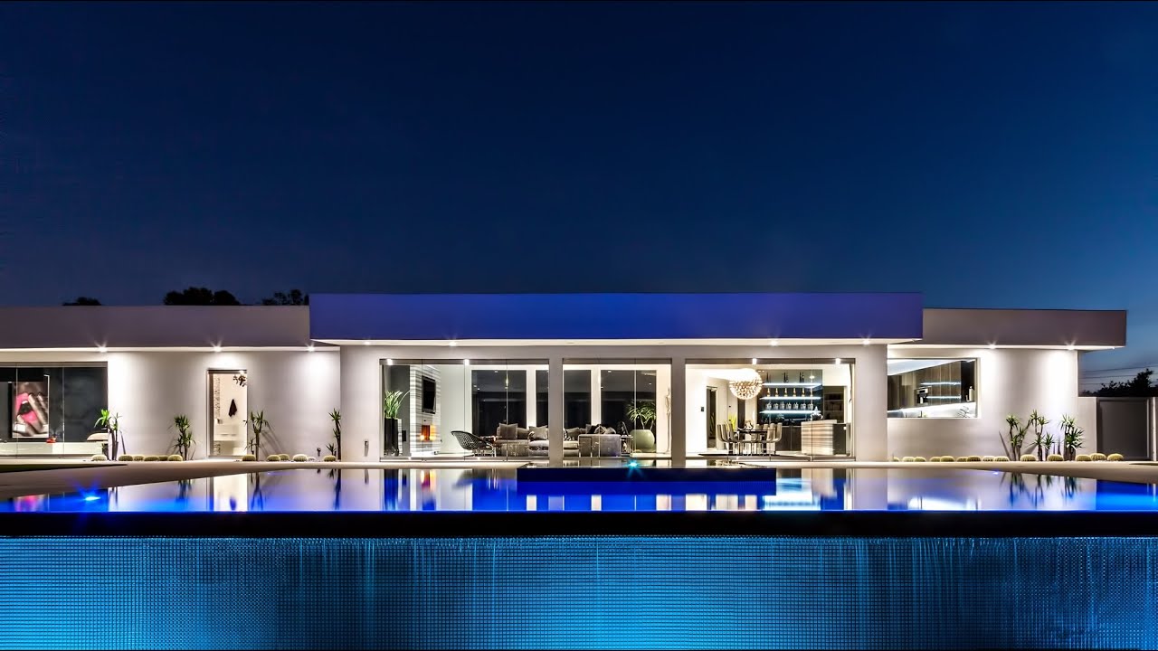 Exceptional Sophisticated Contemporary Luxury Residence in Beverly Hills, CA, USA