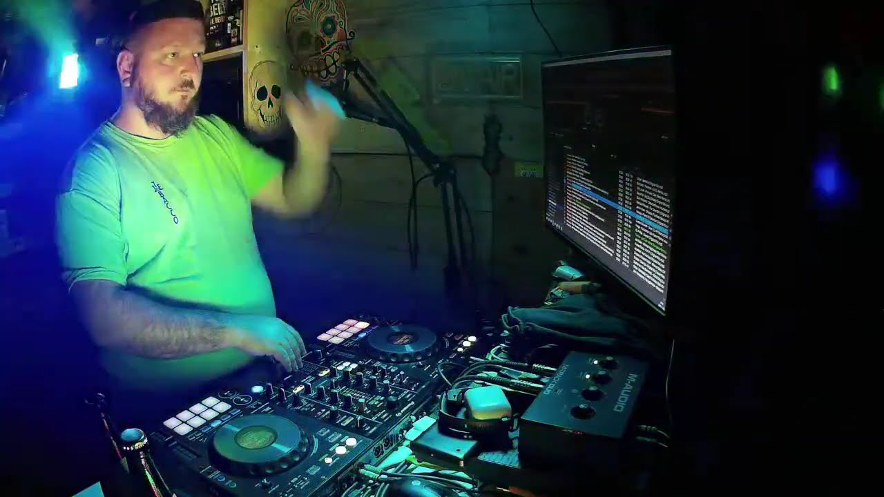 Minimal live mix ----- Joe Tobacco