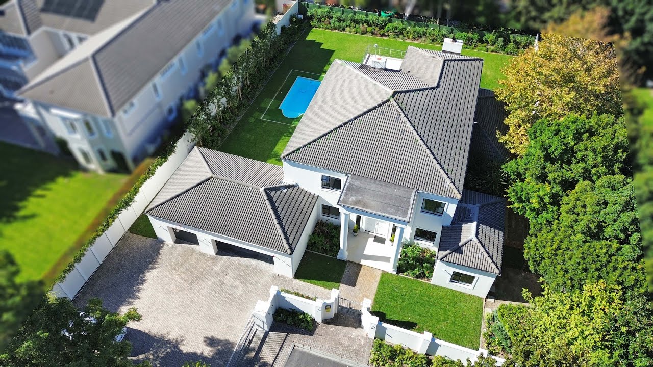 Constantia Villa with Pool