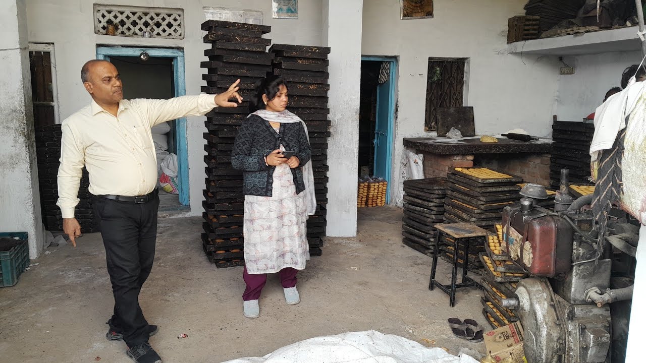 बेकरी में पकड़ी गई गंदगी! | Food Safety Officer Raid: Surprise Visit | FSSAI Check#foodsafety