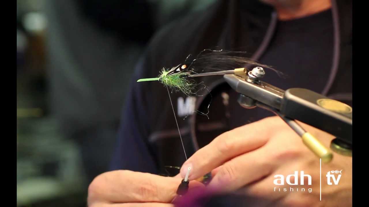 Видео о том, как завязывать мушки на adh-fishing TV - Микаэль Фредин завязывает трубчатую мушку-с...