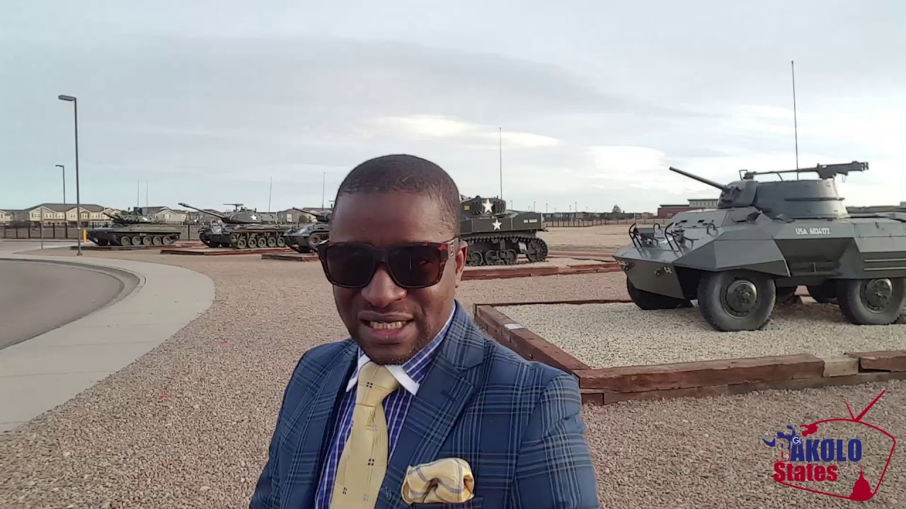 USA: DECOUVREZ LA BASE MILITAIRE MODERNE DE FORT CARSON A COLORADO