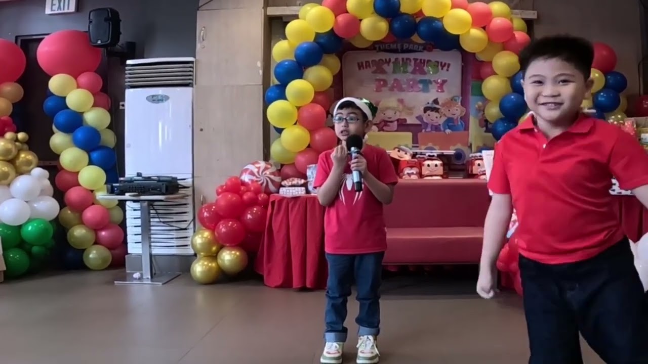 Soda Pop song and dance Cover by Jacobo and Joaquin 