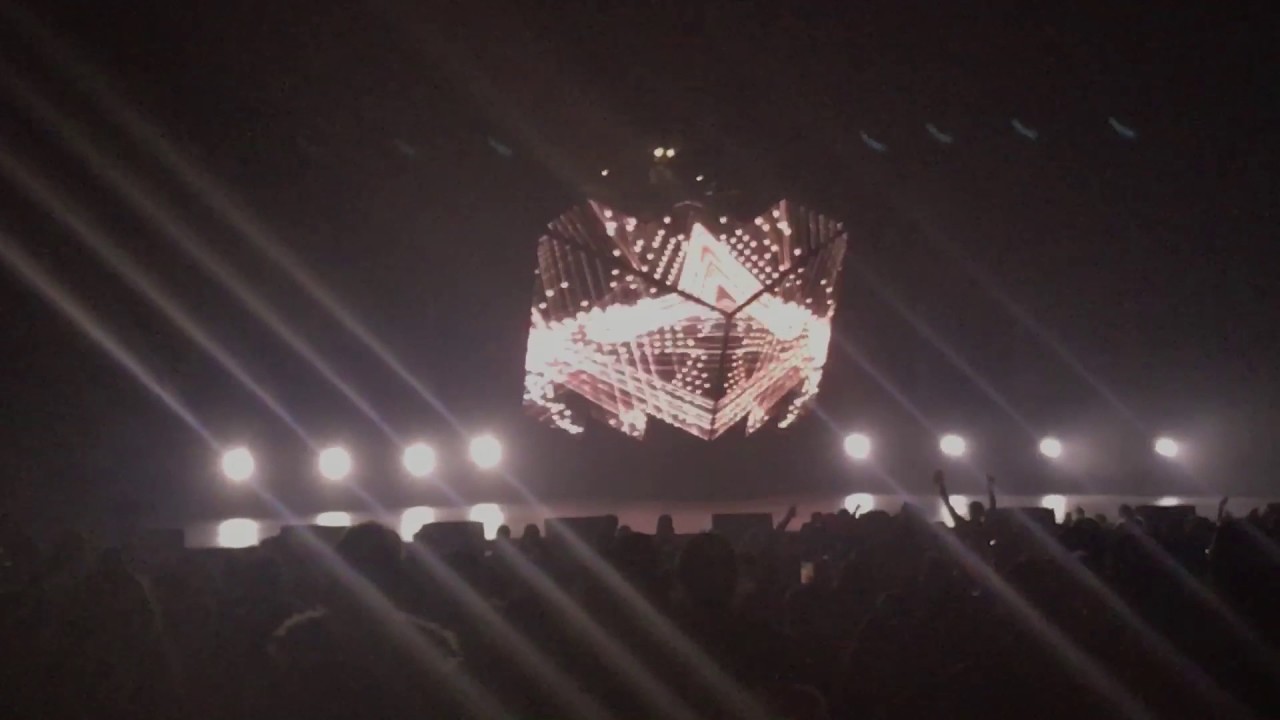 Deadmau5 Opening(Imaginary Friends&Three Pound Chicken Wing) 4/7/17 BB&T Pavillion Camden NJ