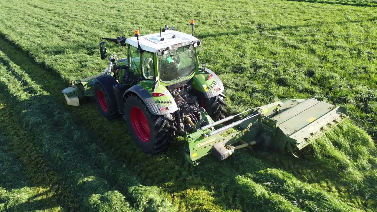 1 Schnitt mit Fendt 516 und Valtra 154