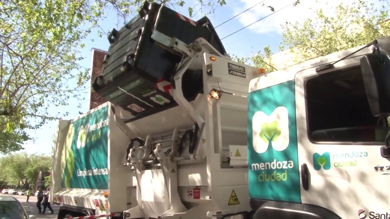 Nuevos contenedores y camiones con tecnología de vanguardia
