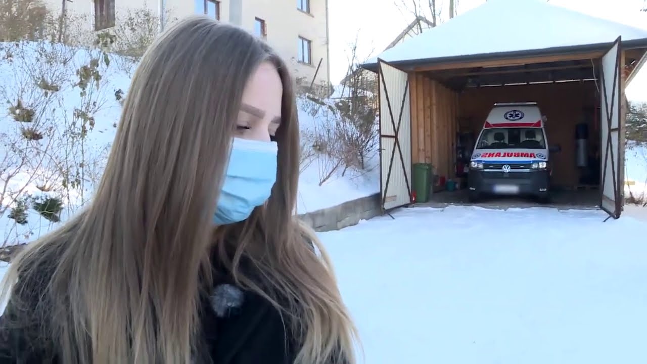 Ratownicy stwierdzili zgon, chociaż 62-latek jeszcze żył? (UWAGA! TVN)