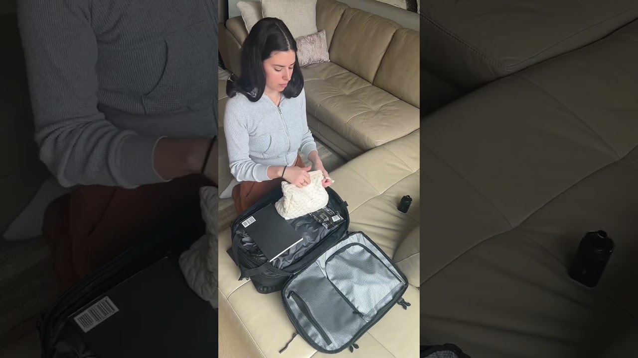 I got my hands on my new favorite travel bag, 🎒 the Backvac! 😎 #travelbag #backpack #bag #vacation