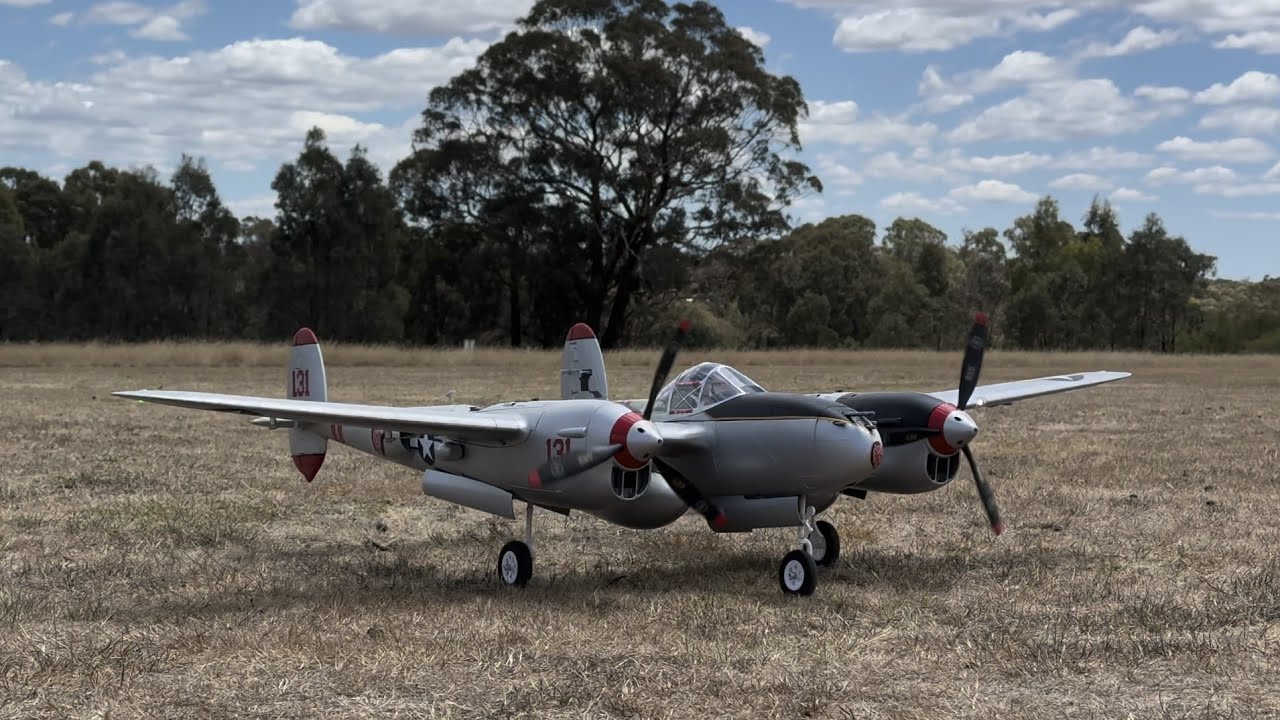 RC Flightline P 38-Lightning 1600mm Take-II