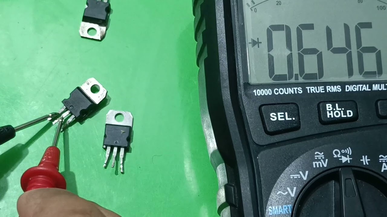 comprobar funcionamiento de transistor TIP 127 pnp