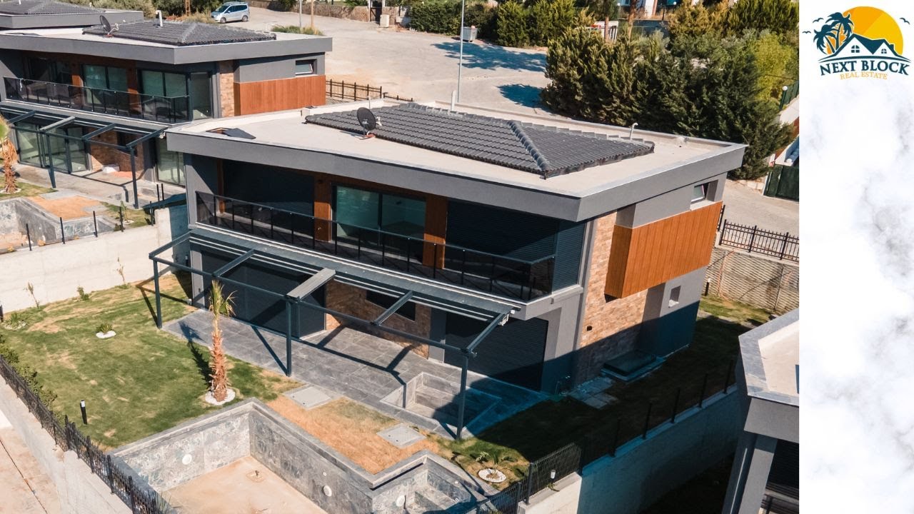 Kuşadası Değirmendere'de Özel Havuzlu Full Deniz Manzaralı Satılık Dev Müstakil Villa