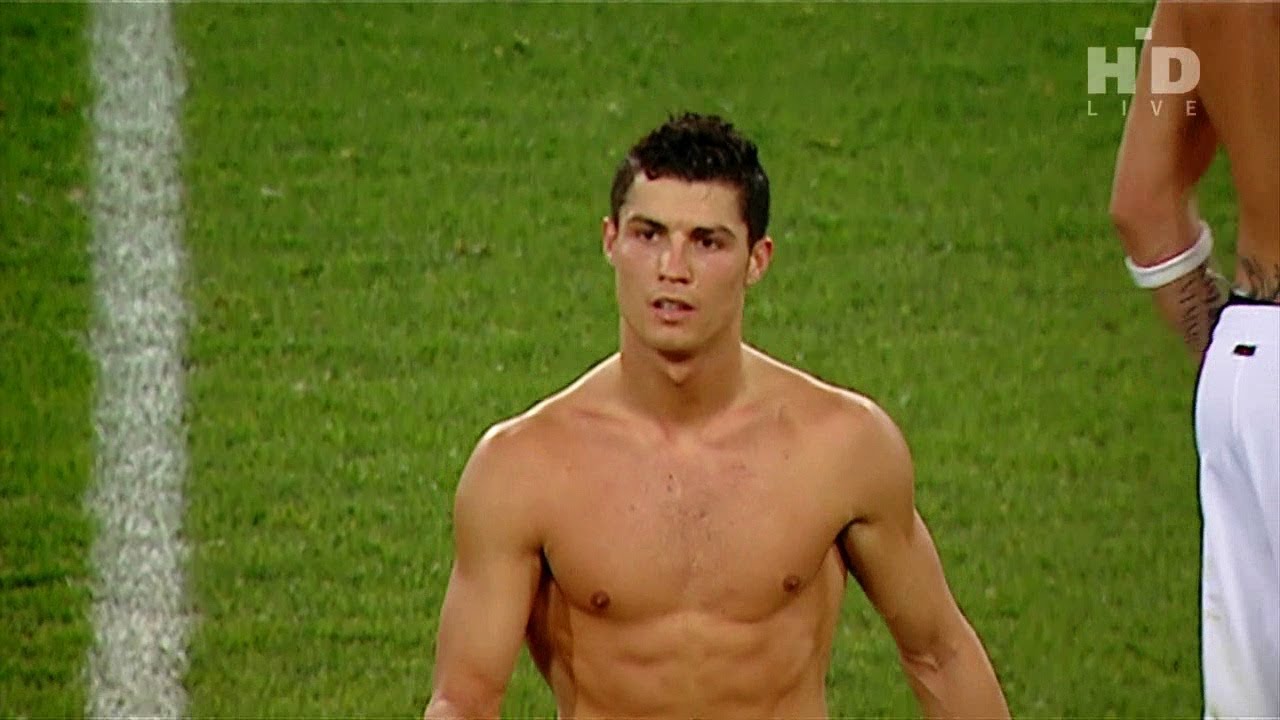 Cristiano Ronaldo vs AS Roma (A) 07-08 HD 720p by zBorges