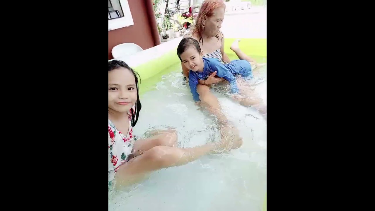 #swimming time❤️❤️❤️