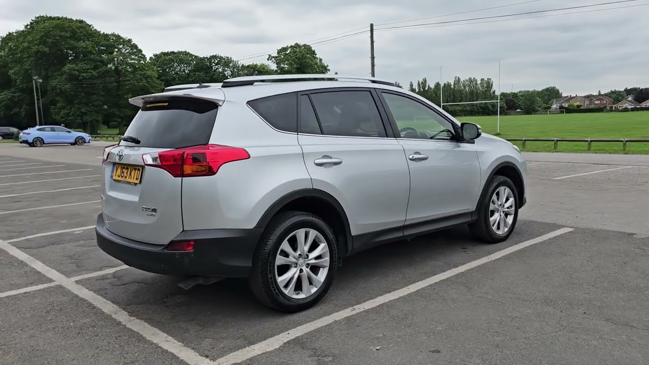 Toyota Rav2 2.2 Diesel 4WD Finished in Silver