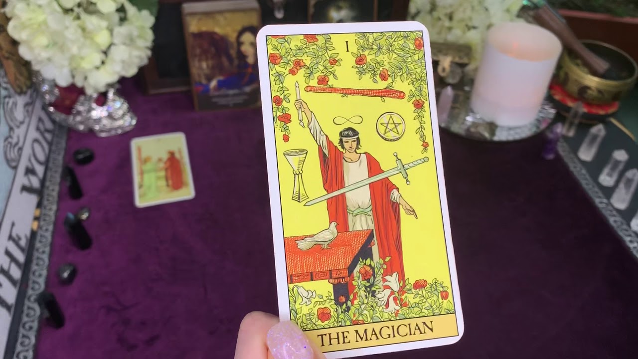 ARIES ♈️ | Ships are Coming In 😍 | LOVE Tarot Reading December Jan