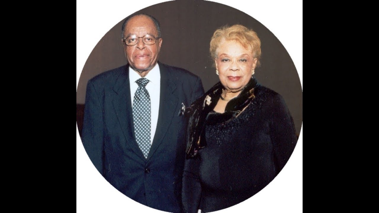 Dr. Henry and Nell Lane Bradford Auditorium 