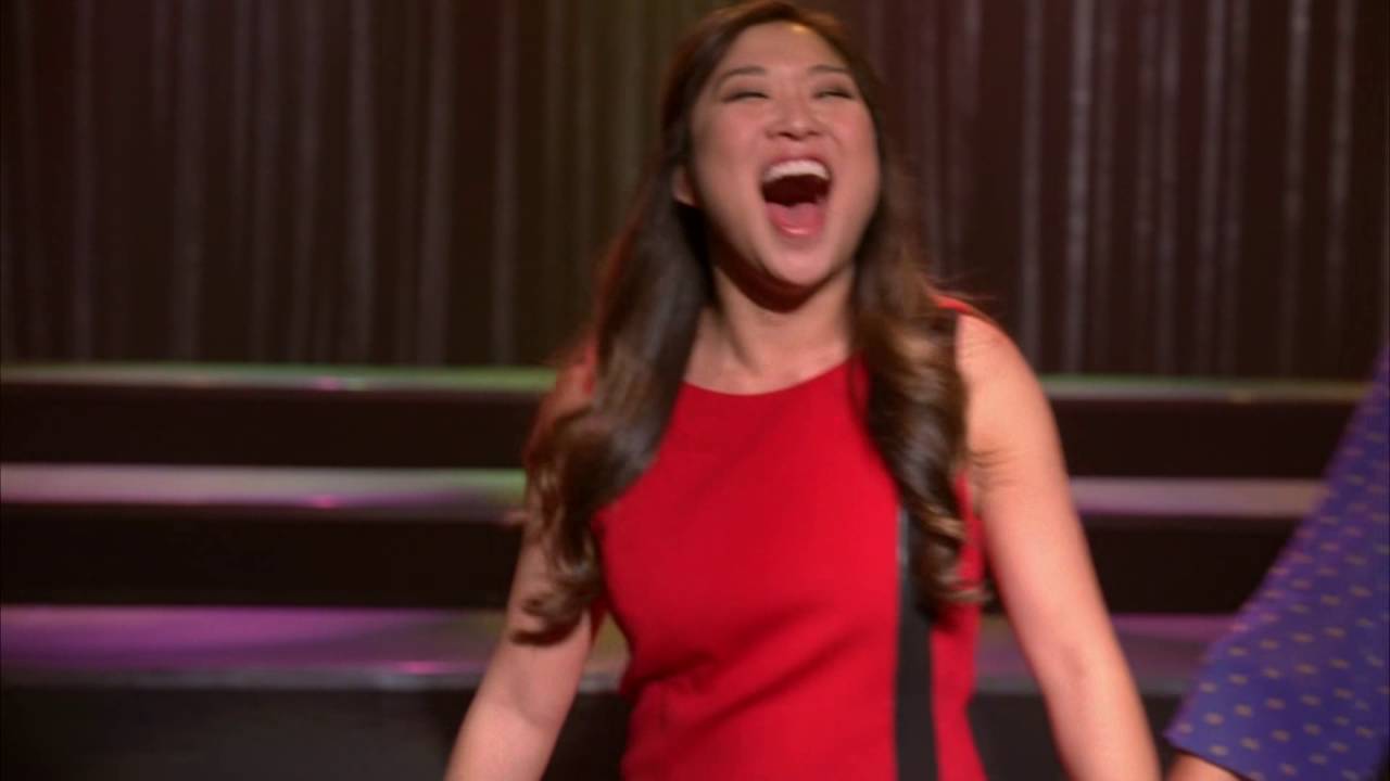 GLEE Full Performance of Flashdance/What a Feeling