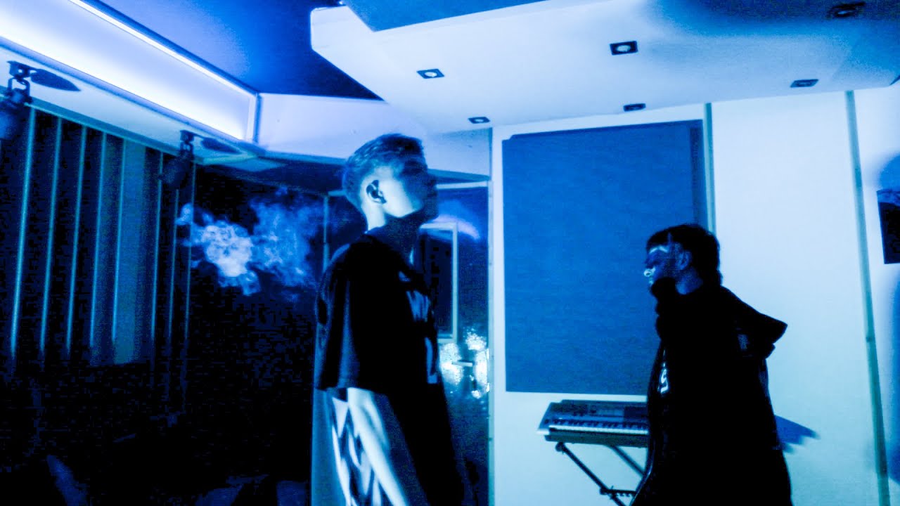 emkaix x whysowavy - BEZ PROBLEMU (Official Video)