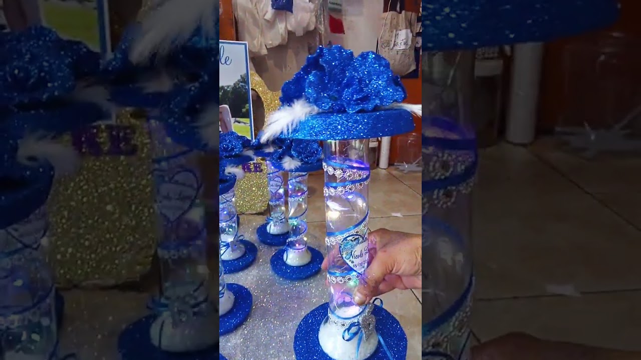Centros de mesa Azules.