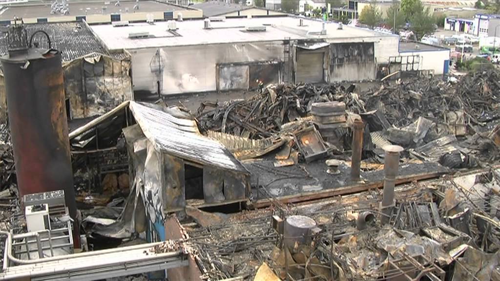 GPTV: Brandweer meer dan een etmaal bezig met Astra Faam-brand