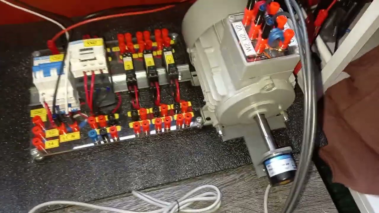 Modbus RTU con calibrador Mr signal 9270s+, arranque y velocidad de variador schneider  ATV-32.