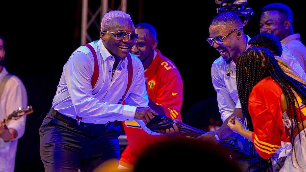 Hii ni BALAA, DULLY SYKES Apagawisha Wanawake wa KENDWA, ZANZIBAR, Usiku wa ALIKIBA, Crown TV