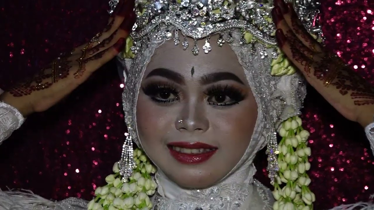 Mukmin Kholis dan munawweroh