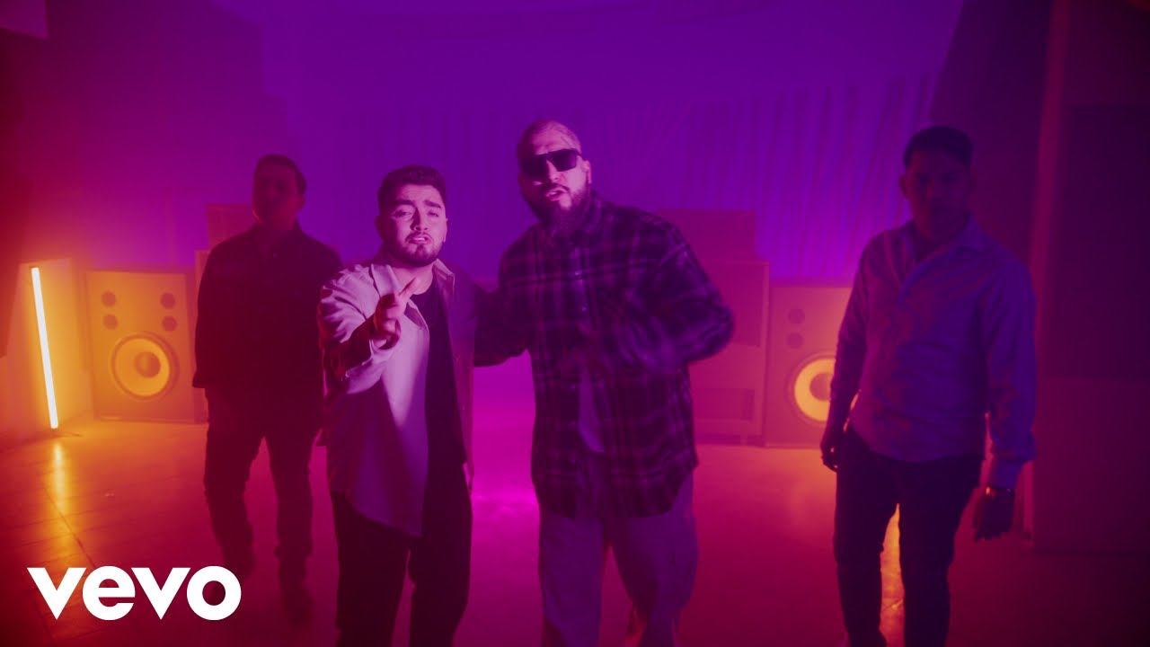 La Arrolladora Banda El Limón De René Camacho, Dharius - Para Olvidarme De Tus Besos