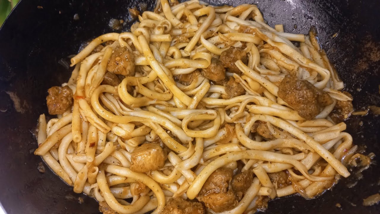 Noodles recipe || Chowmein recipe || Restaurant style food by Taste Mart 😋 
