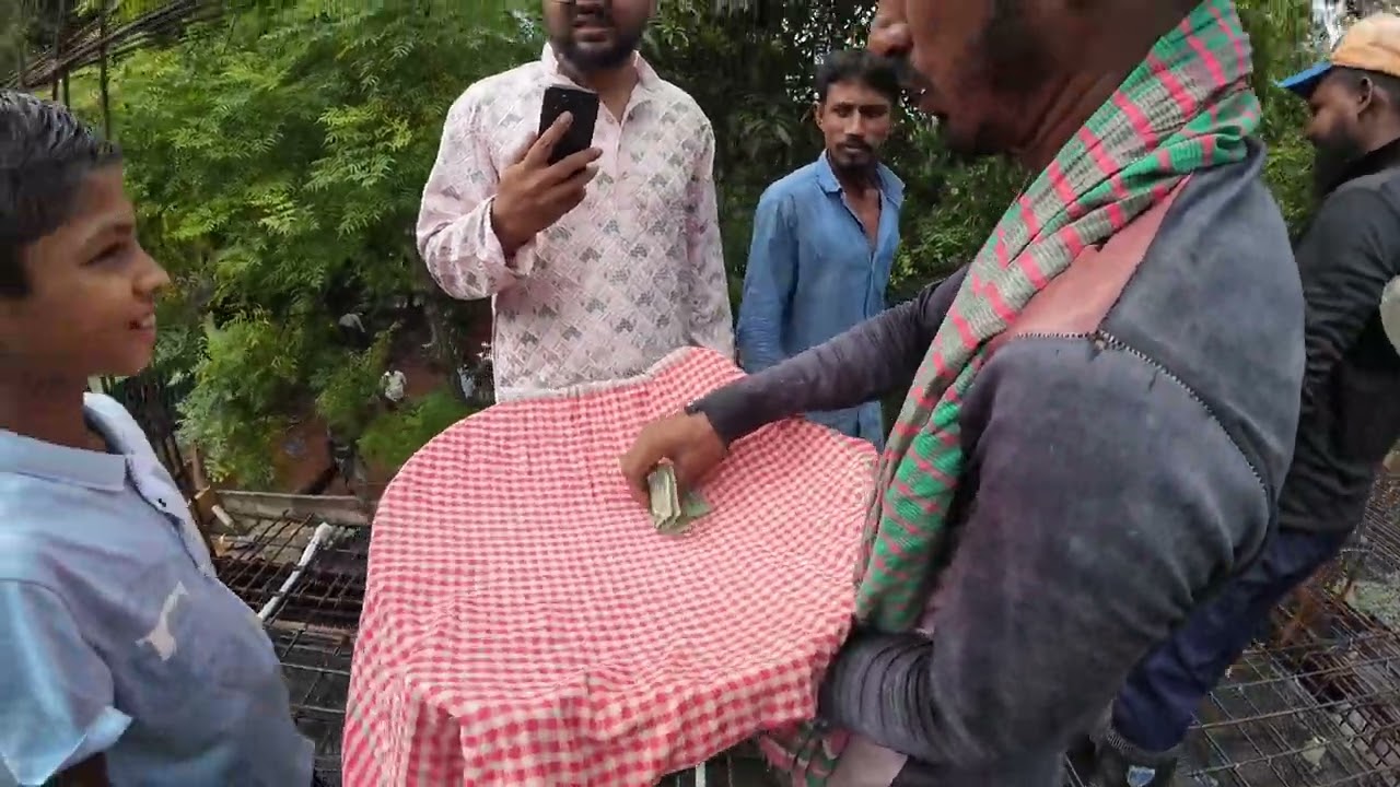৪ তলা ফাউন্ডেশন বিল্ডিং এর প্রথম তলার চাদ ঢালাই এর কাজ শুরু হল আজ
