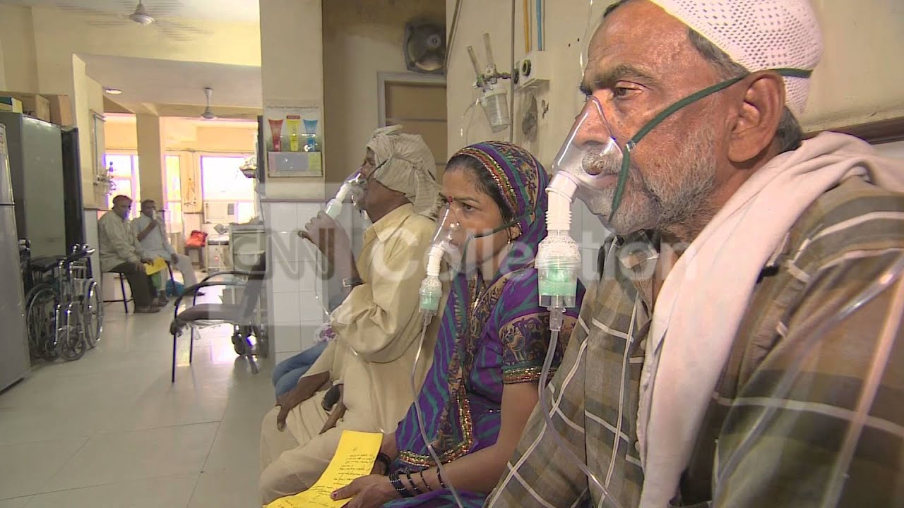 INDIA: EARTH DAY - DELHI'S POLLUTION PROBLEM