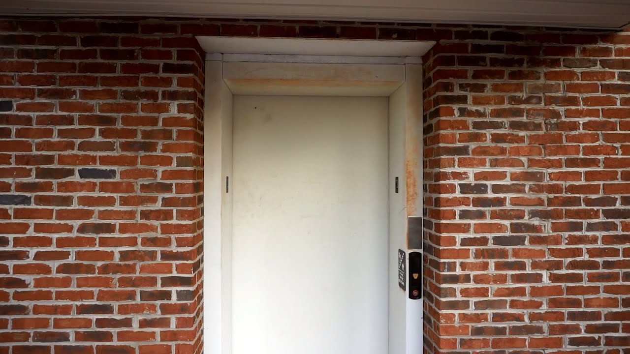 The famous Schindler HT hydraulic elevator @ Bedford County Courthouse, Bedford, VA