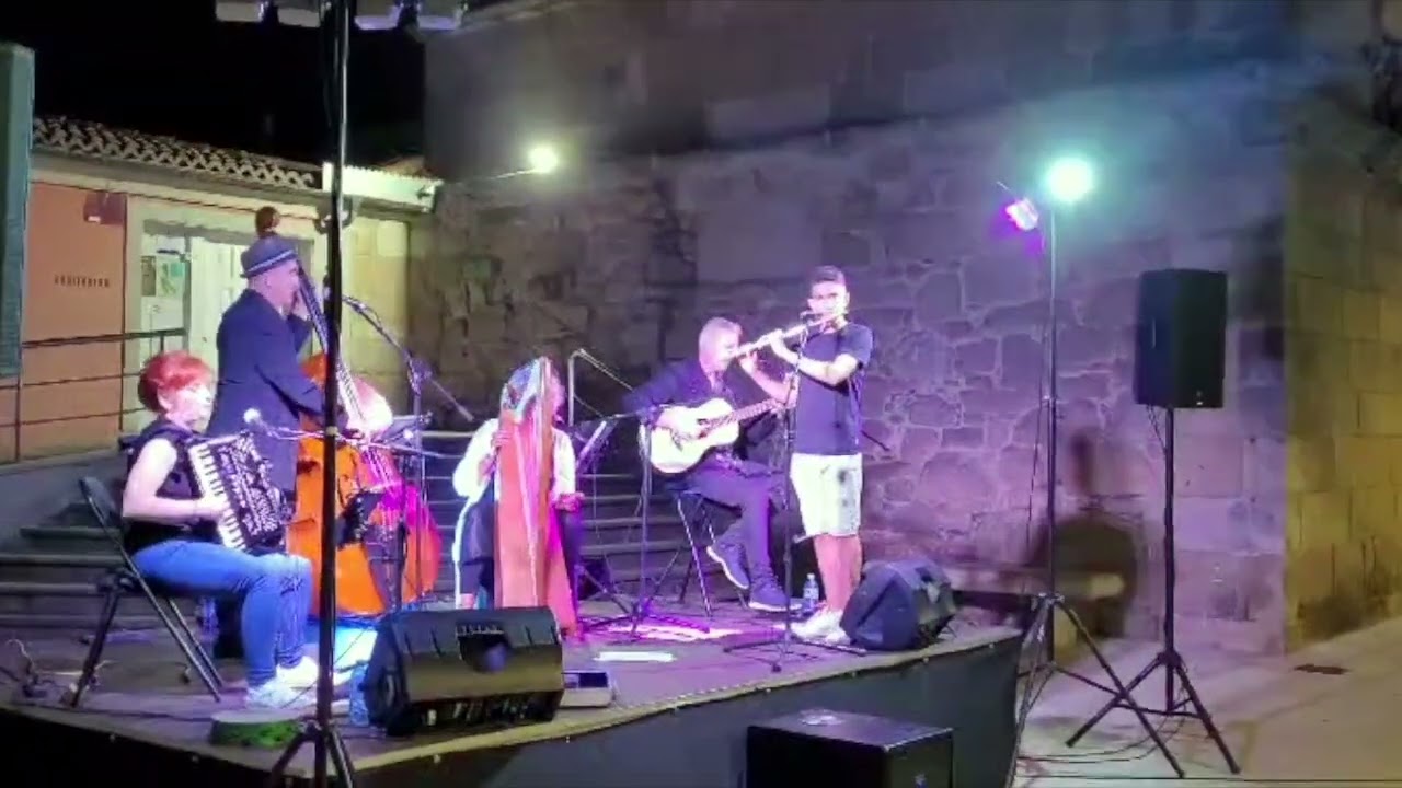 Desobediencia - Clara Pino & Pablo Vidal