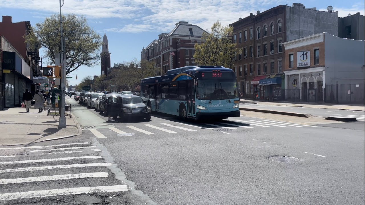 MTA Bus: B35 LTD/B70/R Shuttle Buses at 4th Avenue and 39th Street