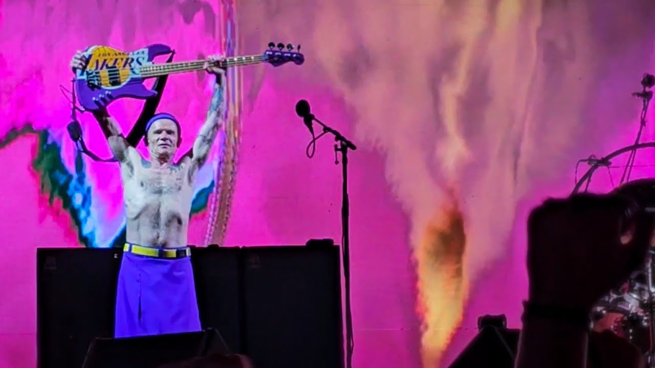Red Hot Chili Peppers - By The Way Live in Glendale/Phoenix, AZ 5/14/23 - Pit at State Farm Stadium