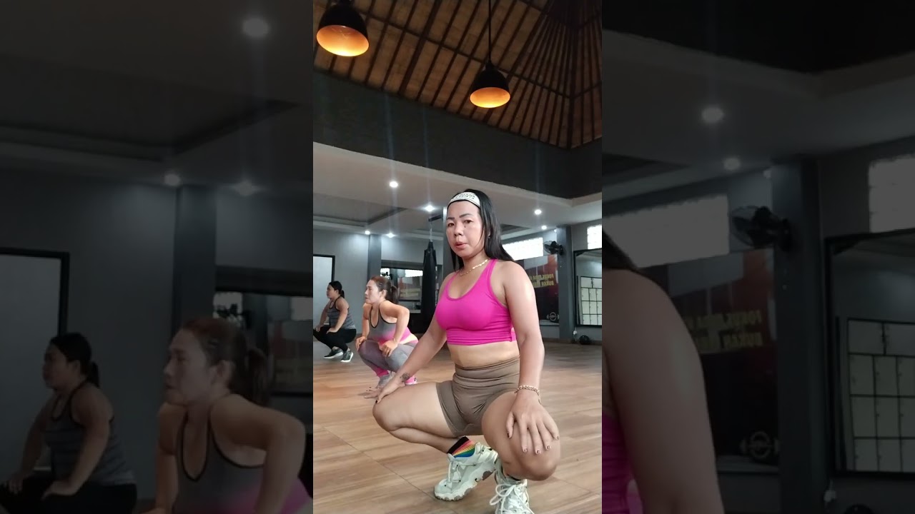 biar dibawah lebih mengig1t