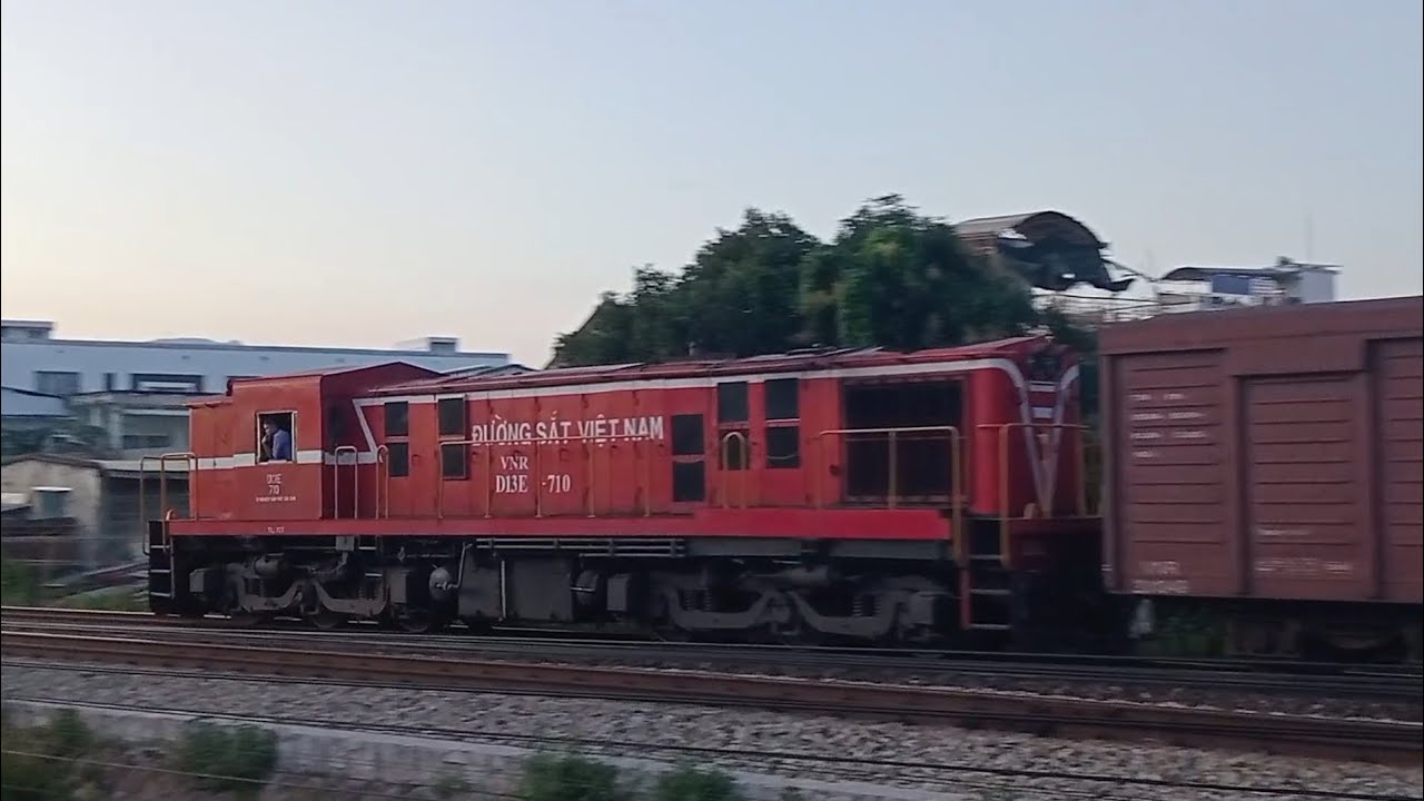 [ Tàu Tết 2026 ] D13E-705 kéo tàu #3539 kép D13E-710 | 17:59 - 24/2/2026