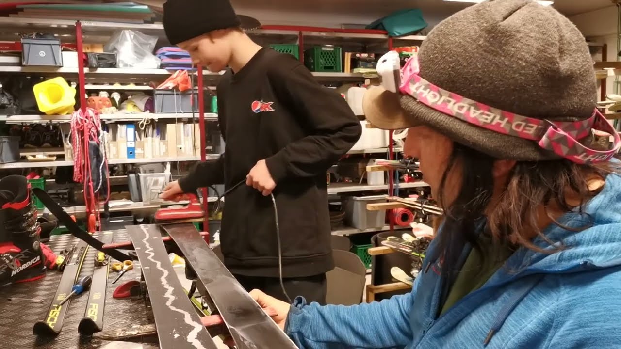 Hermann Lærer Seg Å Preppe Ski