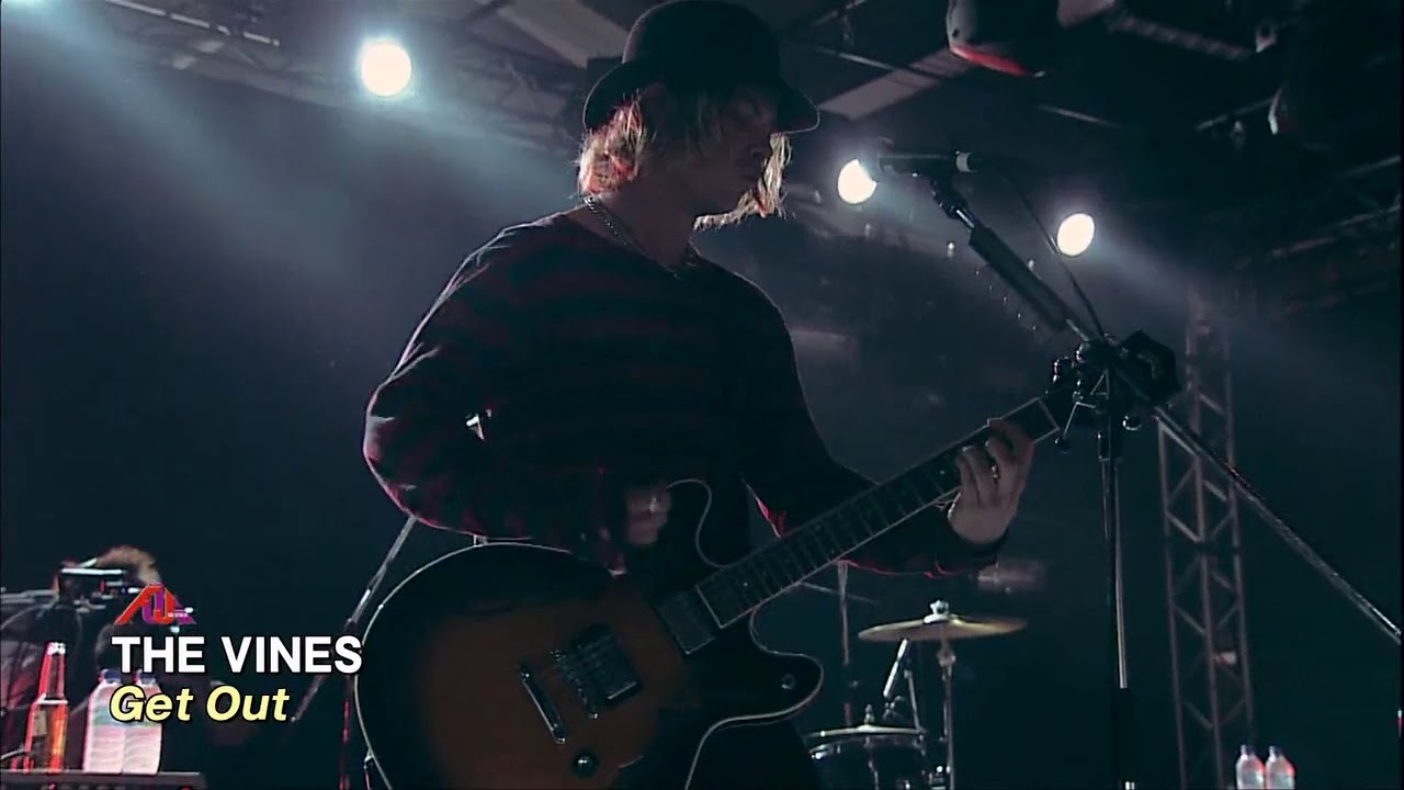 The Vines - He's a Rocker / Get Out - Fuji Rock 2008