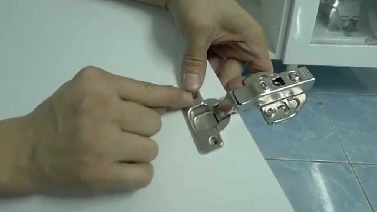 วิธีติดตั้งประตูตู้ครัว  และปรับระยะบานพับ