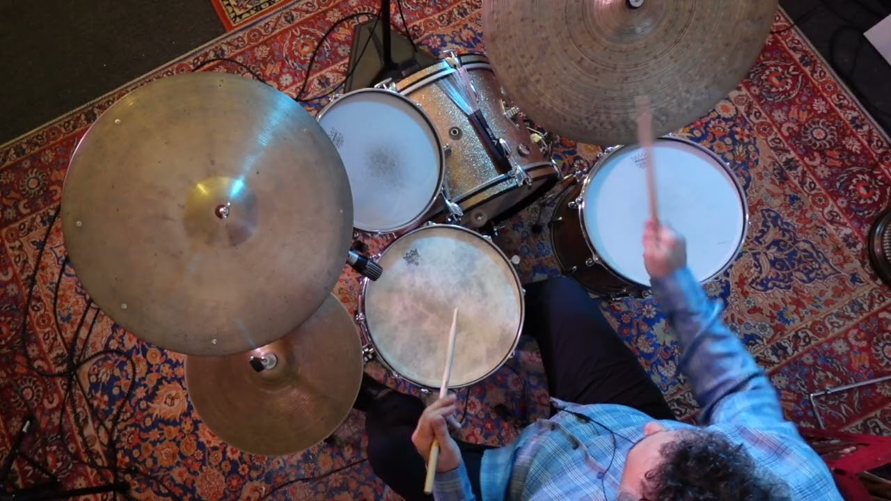 PHILLY JOE PHRIDAY ! DRUM TRADING ON BILL EVANS MINORITY